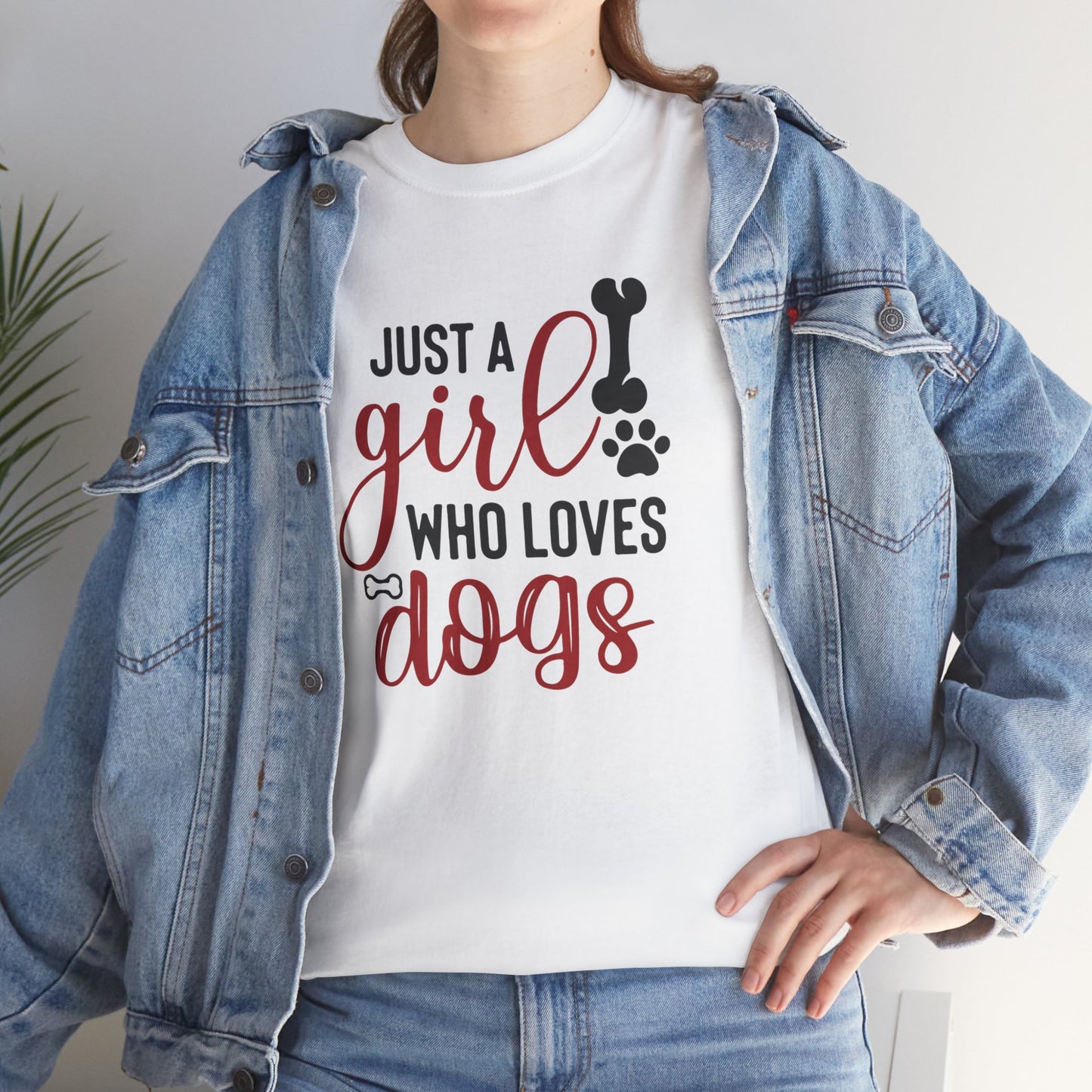 Just a Girl Who Loves Dogs, women Heavy Cotton Tee